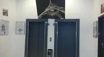 イビス バジェット リュエイユ マルメゾン リュエイユ＝マルメゾン