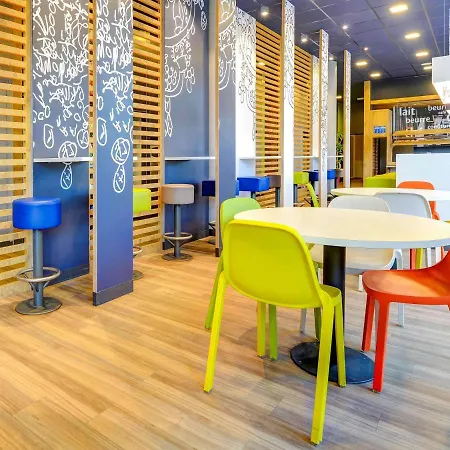 Ibis Budget Malmaison 2* رويل-مالميزون