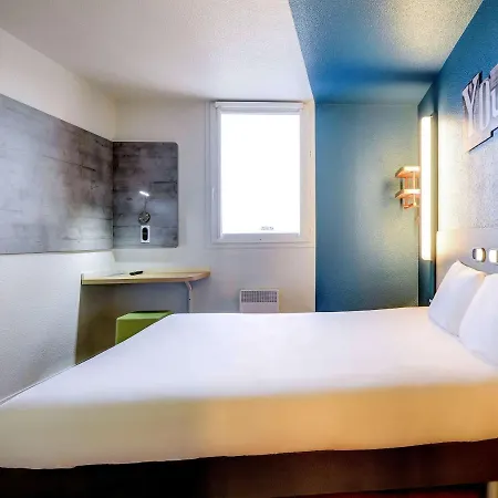 Ibis Budget Malmaison Hotel 2*