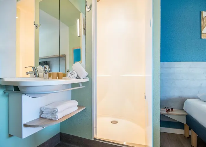 Ibis Budget Malmaison 2*