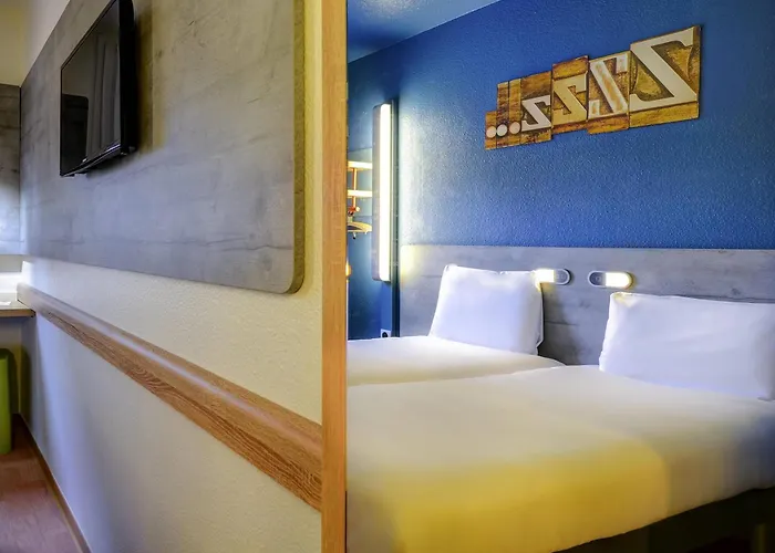 Ibis Budget Malmaison Hotel 2*
