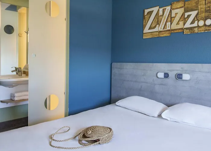 Hotel Ibis Budget Malmaison 2*